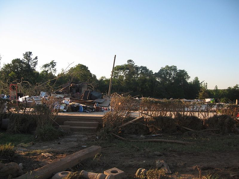 Screenshot_2021-01-05 File 2011 Philadelphia, Mississippi, tornado destroyed home JPG – Wikimedia Commons